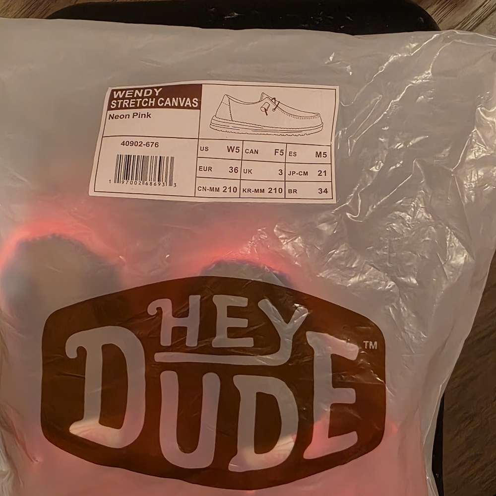 HeyDude - Picture 4 of 4